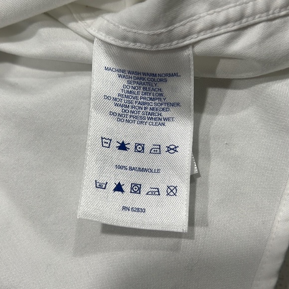 Boys Land’s End Button Down - Size 6 - White- Like New - Smoke & Pet Free Home - Picture 5 of 5